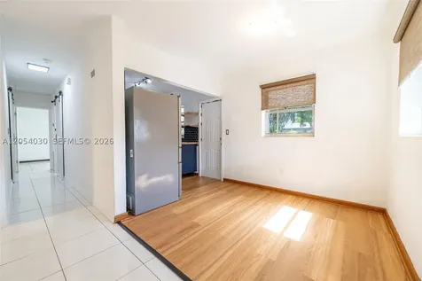76 NE 170th Street North Miami Beach FL 33162