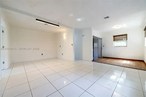 76 NE 170th Street North Miami Beach FL 33162