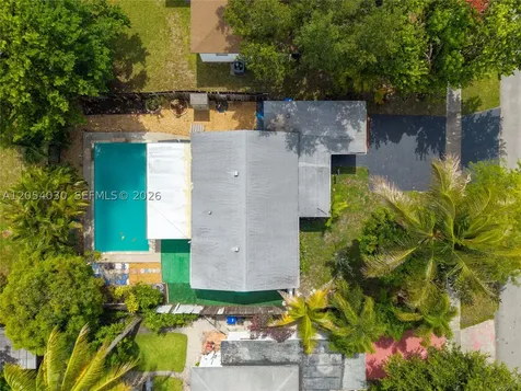 76 NE 170th Street North Miami Beach FL 33162