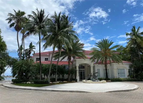 3165 NE 184th Street Aventura FL 33160
