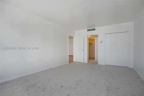 5700 Collins Avenue Miami Beach FL 33140