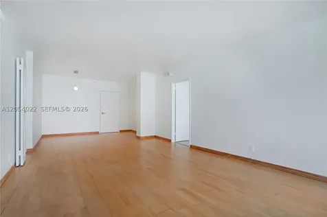 5700 Collins Avenue Miami Beach FL 33140
