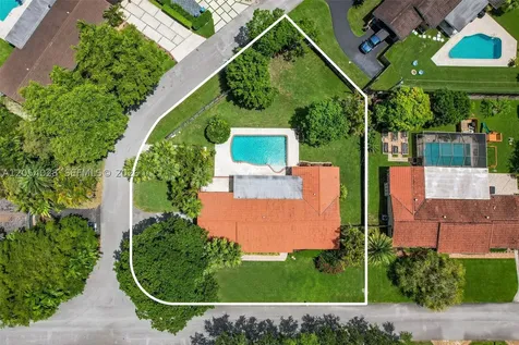 9765 SW 143rd Street Miami FL 33176