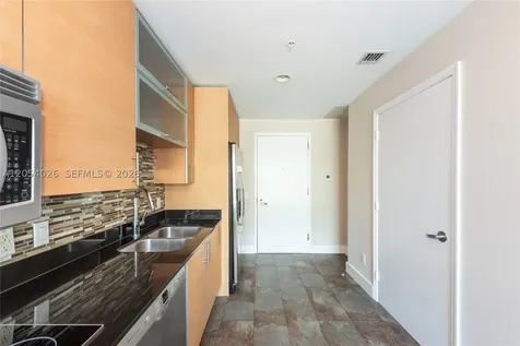 60 SW 13th Street Miami FL 33130