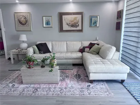 18061 Biscayne Boulevard Aventura FL 33160