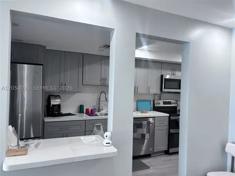 18061 Biscayne Boulevard Aventura FL 33160