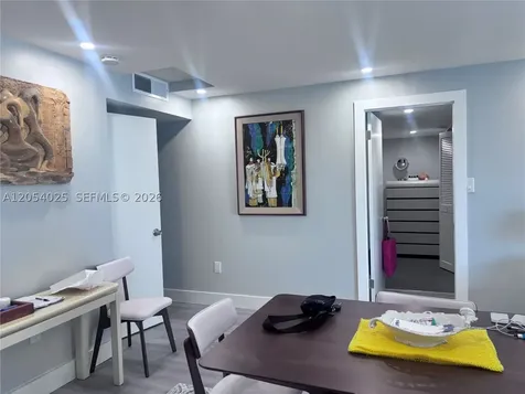 18061 Biscayne Boulevard Aventura FL 33160
