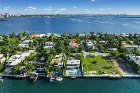 1300 S Venetian Way Miami FL 33139