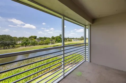 2471 SW 82nd Avenue Davie FL 33324