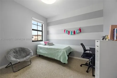 658 NE 193rd Terrace Miami FL 33179
