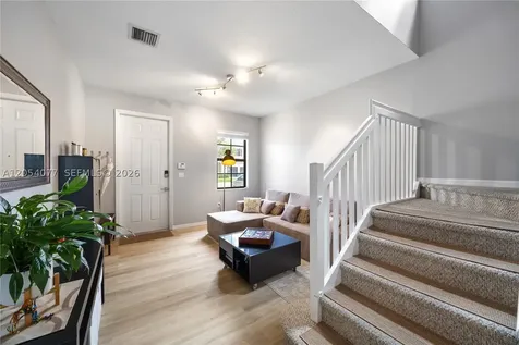 658 NE 193rd Terrace Miami FL 33179