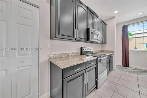 995 SW 147th Avenue Pembroke Pines FL 33027