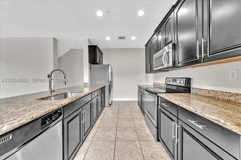 995 SW 147th Avenue Pembroke Pines FL 33027