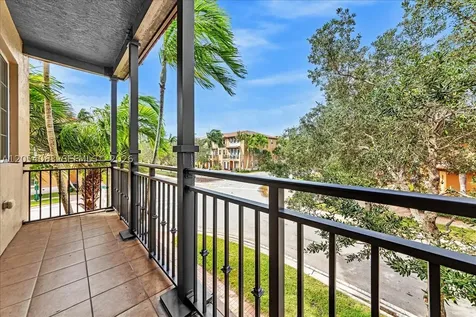 995 SW 147th Avenue Pembroke Pines FL 33027