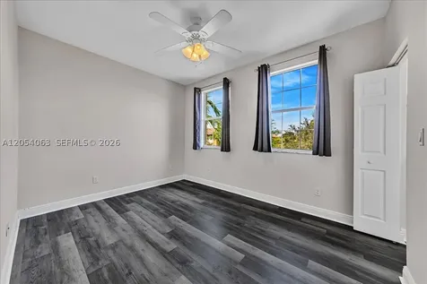 995 SW 147th Avenue Pembroke Pines FL 33027
