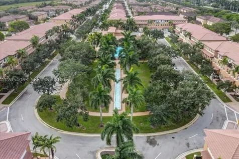 995 SW 147th Avenue Pembroke Pines FL 33027