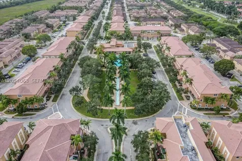 995 SW 147th Avenue Pembroke Pines FL 33027