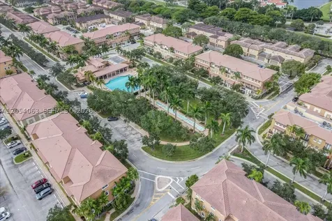 995 SW 147th Avenue Pembroke Pines FL 33027