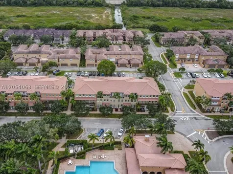 995 SW 147th Avenue Pembroke Pines FL 33027