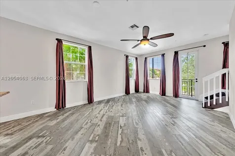 995 SW 147th Avenue Pembroke Pines FL 33027