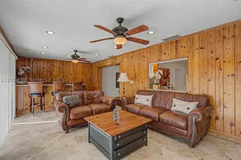 14975 SW 89th Avenue Palmetto Bay FL 33176