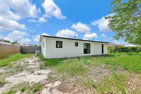 17231 NW 47th Court Miami Gardens FL 33055