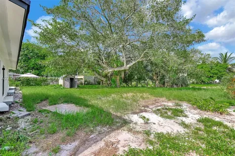 17231 NW 47th Court Miami Gardens FL 33055