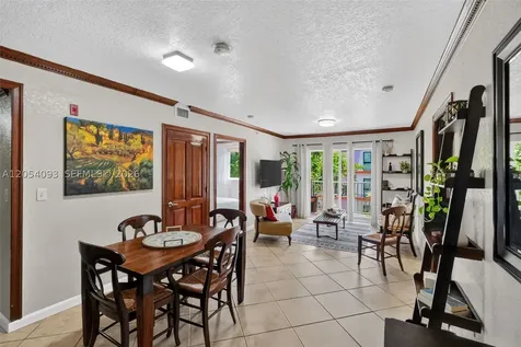 1060 NW 7th Street Miami FL 33136