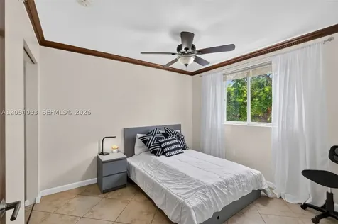 1060 NW 7th Street Miami FL 33136