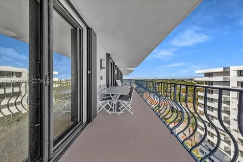 8877 Collins Avenue Surfside FL 33154