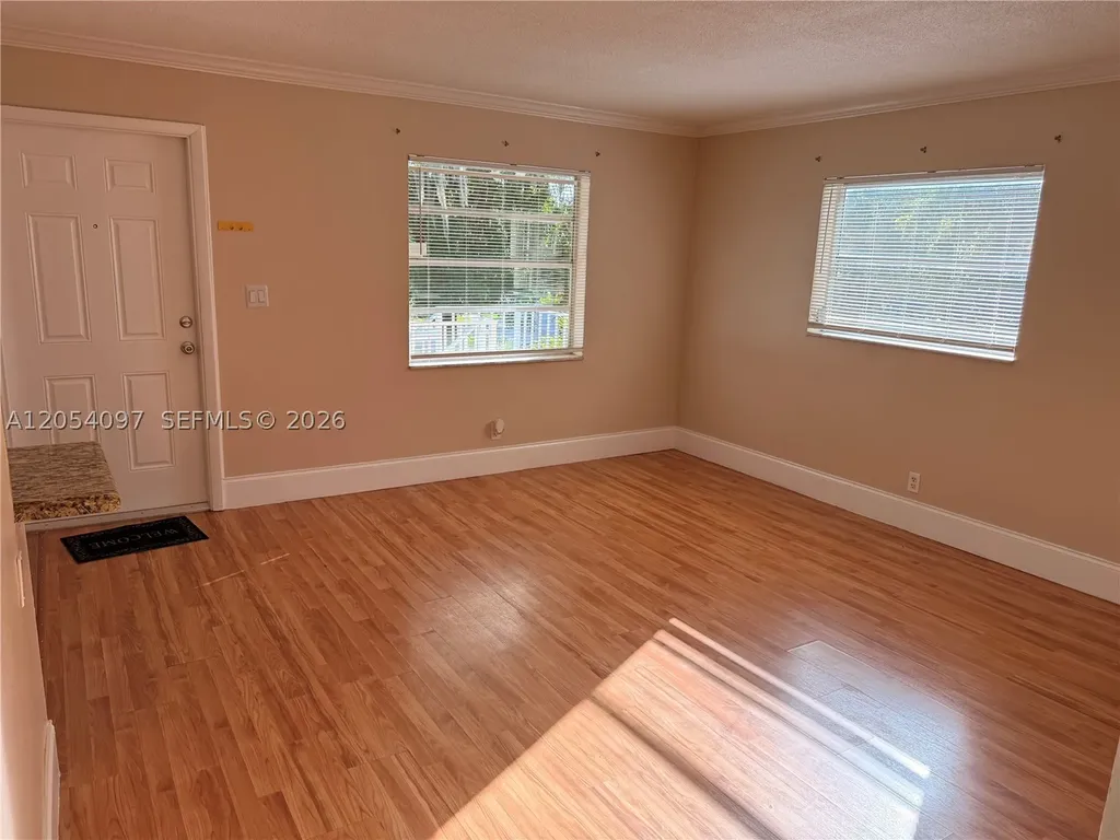 1125 NE 16th Place Fort Lauderdale FL 33305
