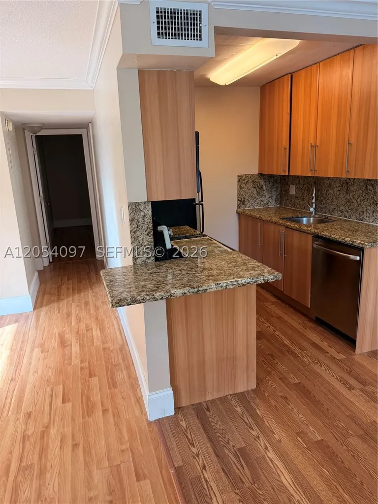1125 NE 16th Place Fort Lauderdale FL 33305