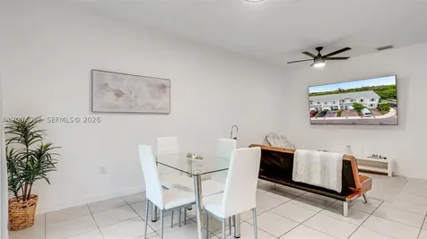 1871 SE 9th Terrace Homestead FL 33034