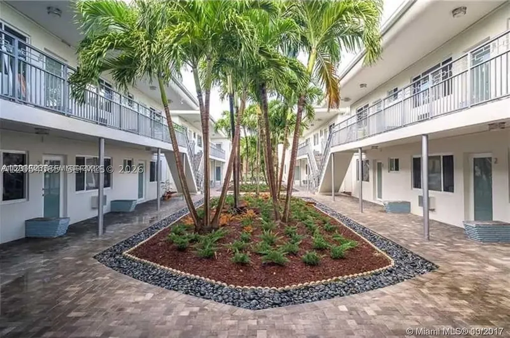 330 86th Street Miami Beach FL 33141