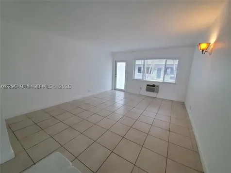 330 86th Street Miami Beach FL 33141