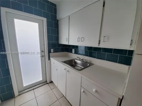 330 86th Street Miami Beach FL 33141