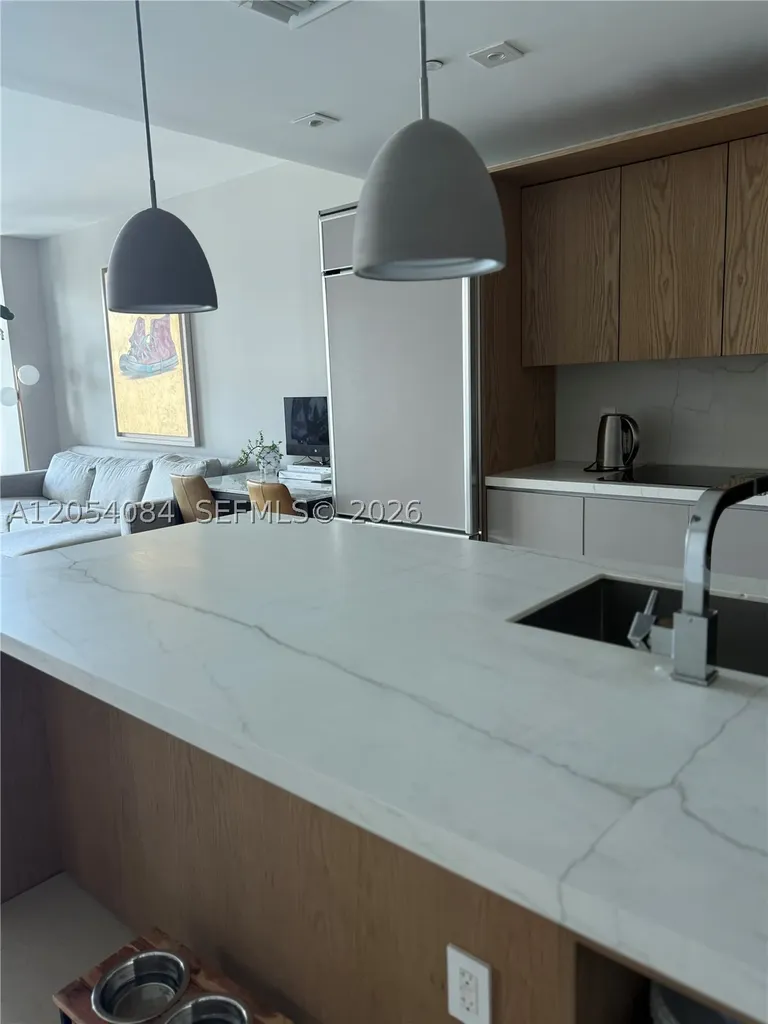 460 NE 28th Street Miami FL 33137