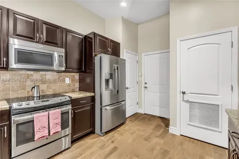 4252 SW 78th Drive Davie FL 33328