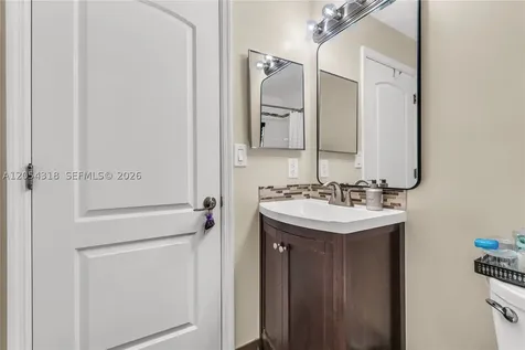 4252 SW 78th Drive Davie FL 33328