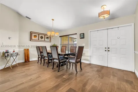 4252 SW 78th Drive Davie FL 33328