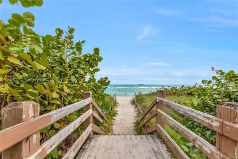 2625 Collins Avenue Miami Beach FL 33140