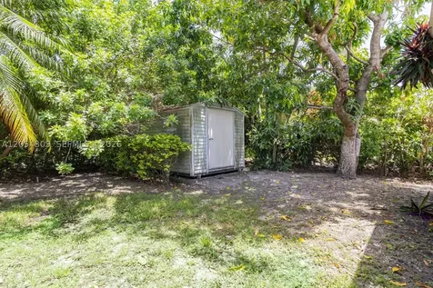 8315 SW 62nd Court Miami FL 33143