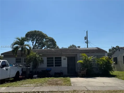 1828 NW 152nd Street Miami Gardens FL 33054