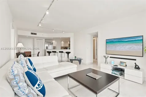 1900 Sunset Harbour Drive Miami Beach FL 33139