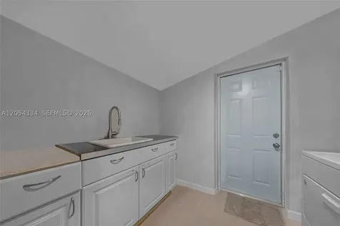 1178 Garfield Street Hollywood FL 33019