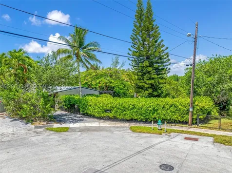 1178 Garfield Street Hollywood FL 33019