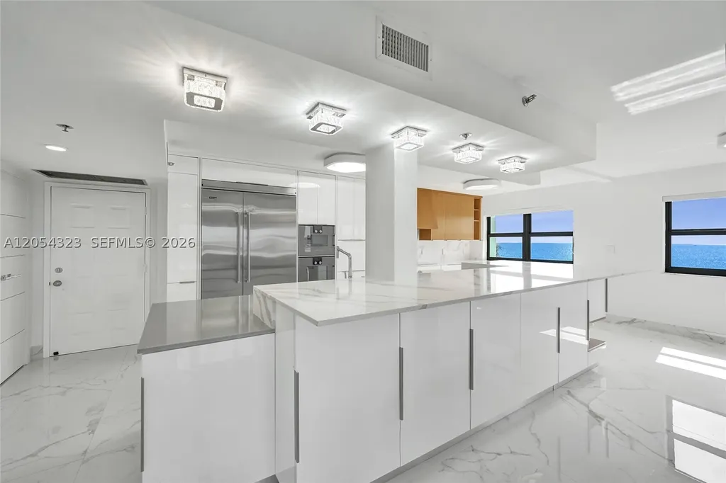 1201 S Ocean Drive Hollywood FL 33019