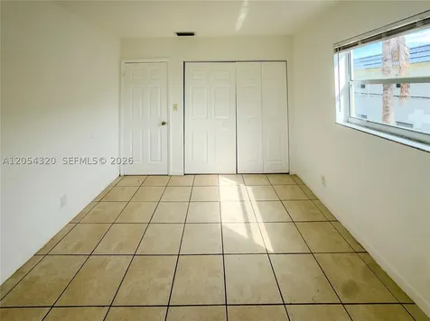 4061 N Dixie Highway Oakland Park FL 33334