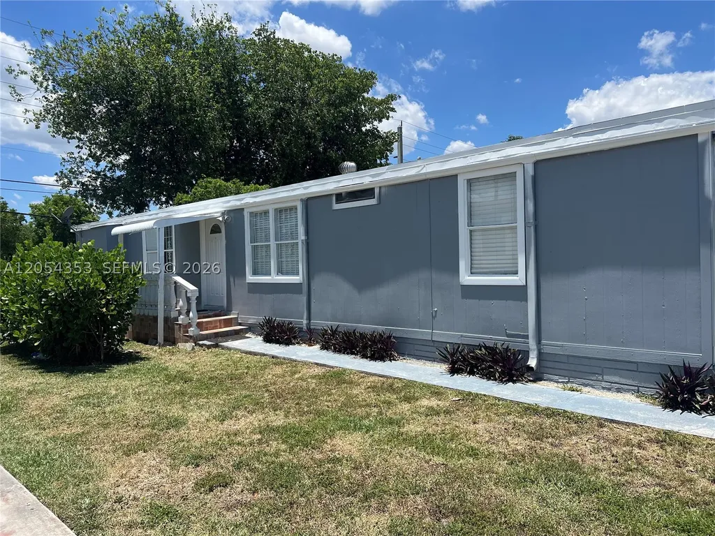 20016 NW 56 Avenue Miami Gardens FL 33055