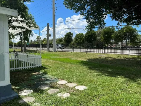 20016 NW 56 Avenue Miami Gardens FL 33055